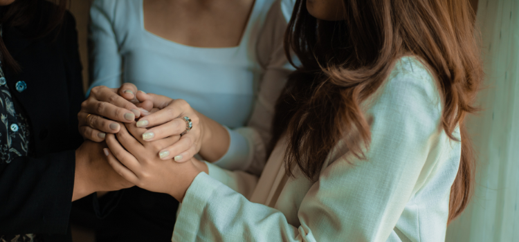 how to stop drinking, should I hire a drinking coach, alcohol freedom coach, Julie Lively sober coach for women